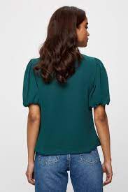 Billie & Blossom Petite Green Short Sleeve Lace Top